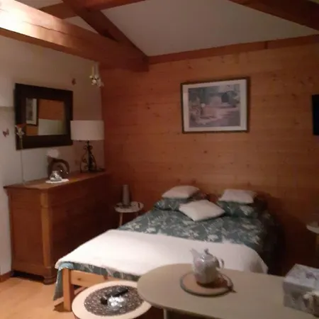 Alojamento de Acomodação e Pequeno-almoço Petit Paradis Chez Pascale Et Bernard